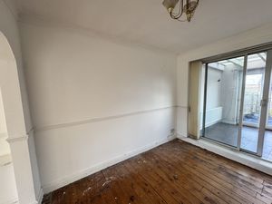 Photo 5- click for photo gallery